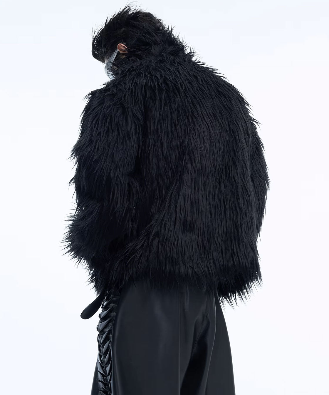 Plate design fake fur jacket