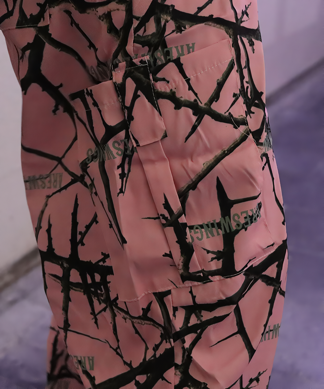 Thorn print camouflage pants