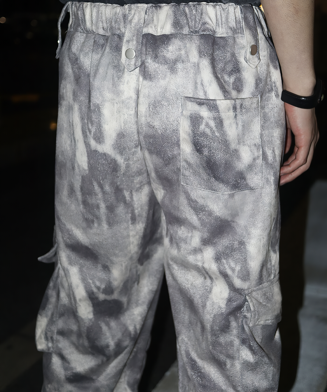 Uneven pattern baggy cargo pants