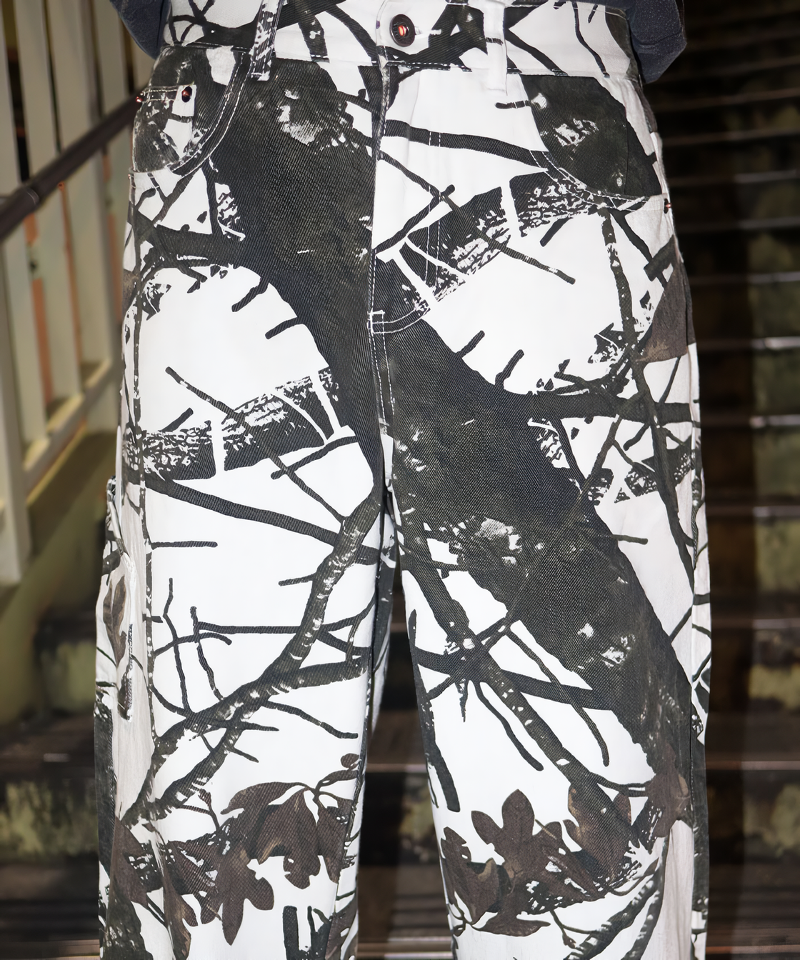 Branch print loose fit pants